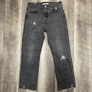 Levi’s premium cropped wedgie straight jean